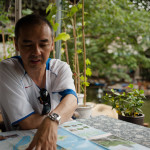 Here we are taking a lunch break in Suzhou, also called "Venice of the East" because little rivers run through the city. A number of cities in China have adopted the "Venice" phrase as a tourist slogan, replacing the former, catchier slogan, "Not Worth Visiting".